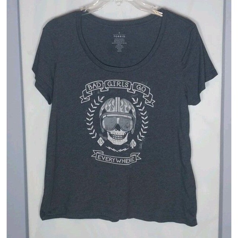Torrid Women's Tshirt Sz 2 Gray Bad Girl's Go Everywhere Biker Graphic Tee Comfy